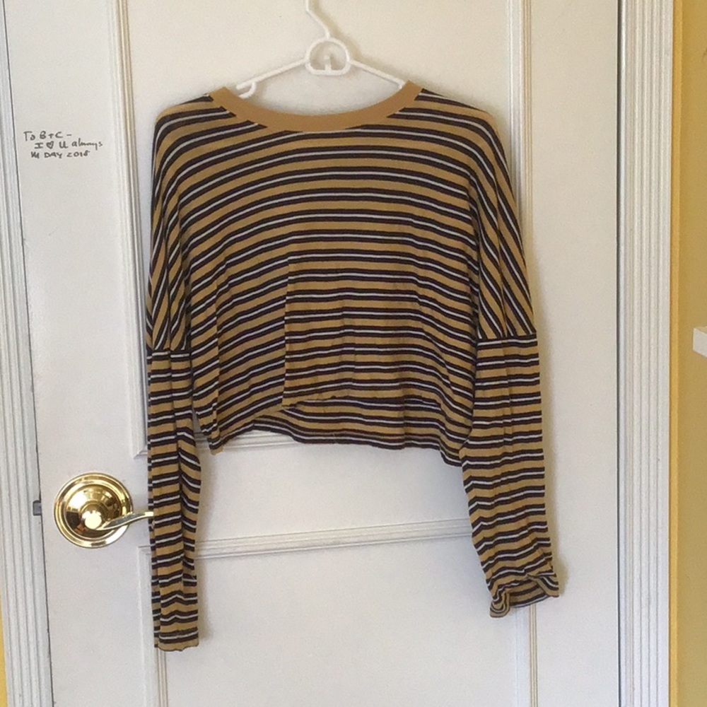 Cropped long sleeve